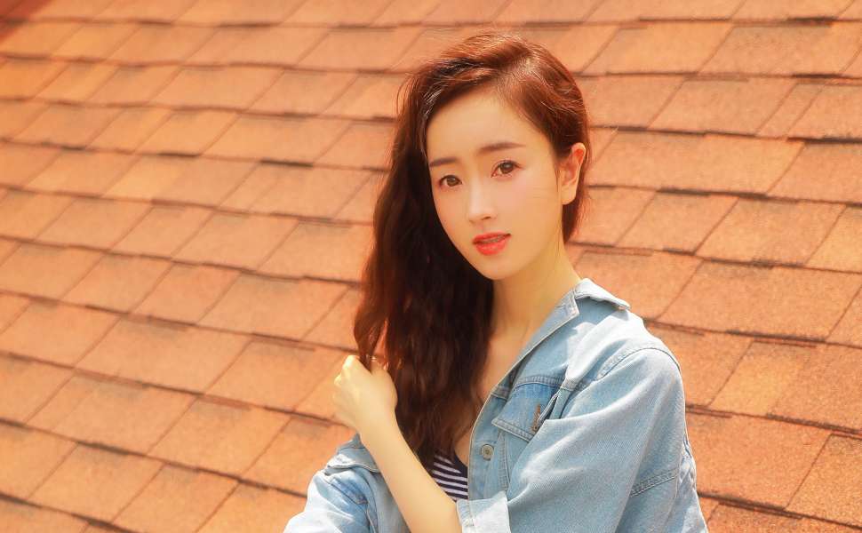 绝了！上海哺乳期辣妈柳青青，瞒着富豪老公偷约猛男，当场飙奶画面太刺激