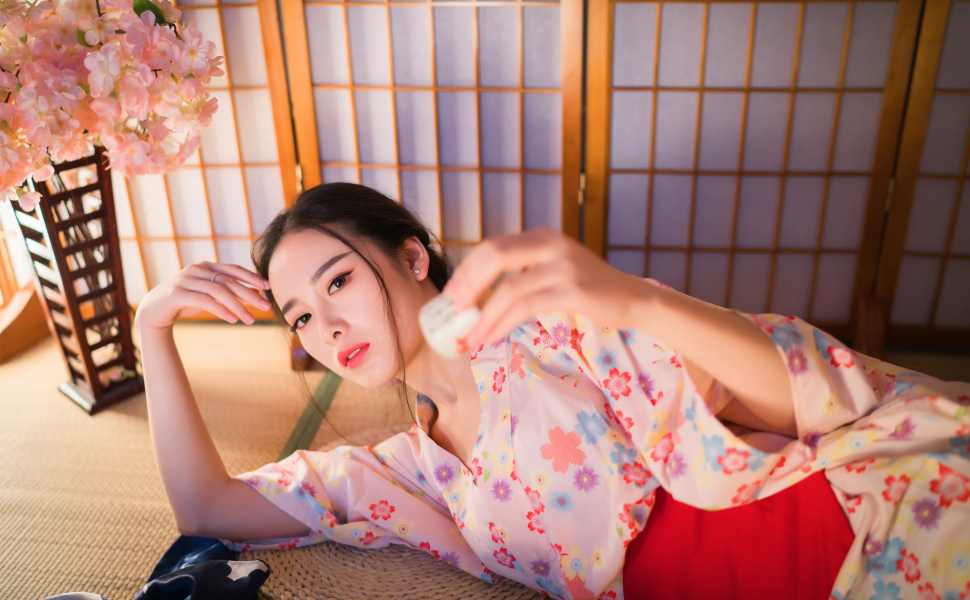 时间线复盘：苏州少妇丽莎与丈夫兄弟的隐秘情事，韵事背后的空虚与刺激