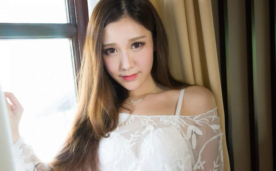 大学生情侣又搞事情？九州职院陈多米口交片被曝，舌钉道具齐上阵玩得真野